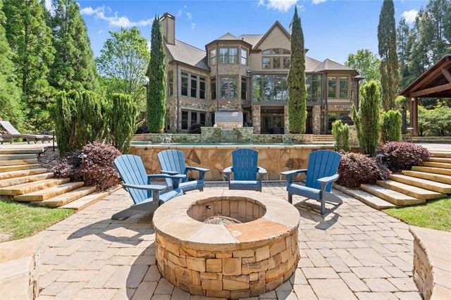 1225 Waterfall Lane, Acworth, GA 30101
