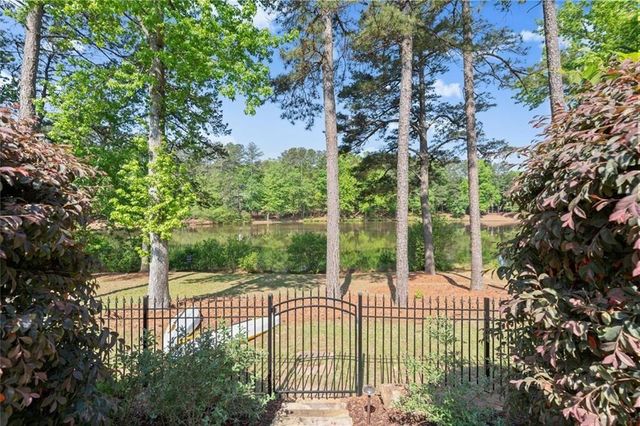 1225 Waterfall Lane, Acworth, GA 30101
