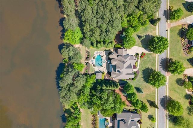 1225 Waterfall Lane, Acworth, GA 30101