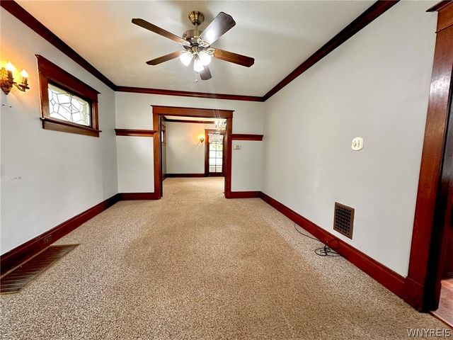 42 Bloomfield Avenue, Buffalo, NY 14220