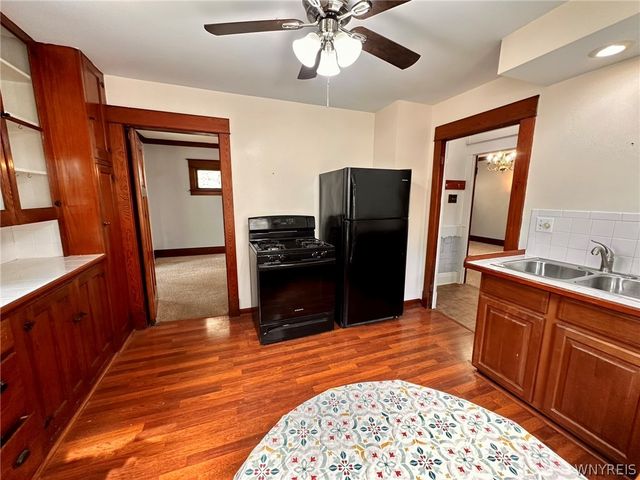 42 Bloomfield Avenue, Buffalo, NY 14220