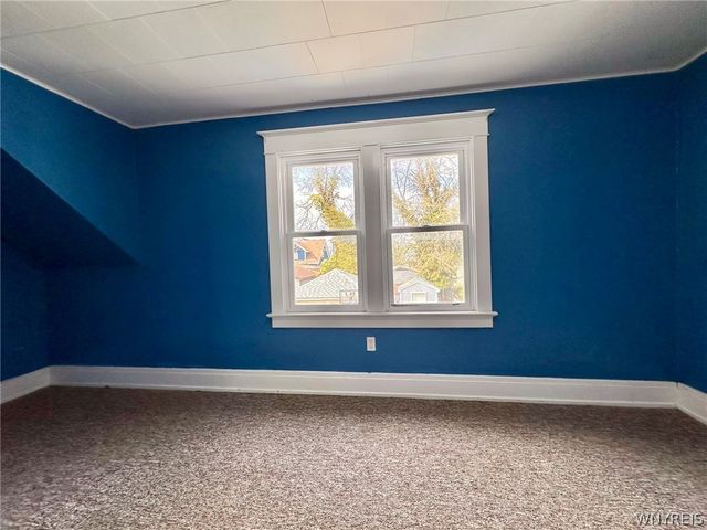 42 Bloomfield Avenue, Buffalo, NY 14220