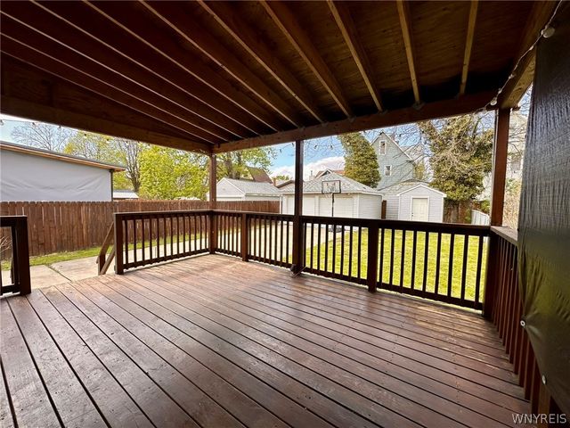 42 Bloomfield Avenue, Buffalo, NY 14220