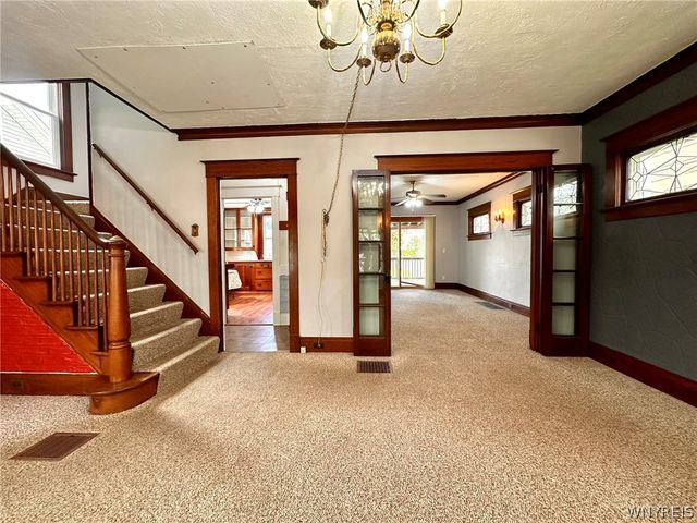 42 Bloomfield Avenue, Buffalo, NY 14220