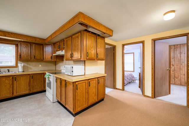 407 Sinclair Avenue, Lanoka Harbor, NJ 08734