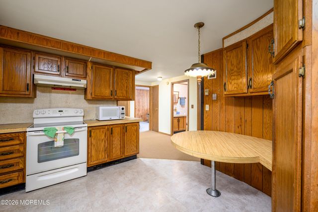 407 Sinclair Avenue, Lanoka Harbor, NJ 08734