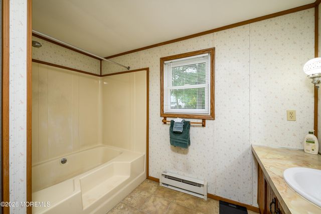 407 Sinclair Avenue, Lanoka Harbor, NJ 08734