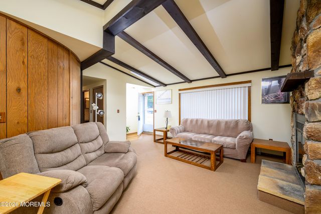 407 Sinclair Avenue, Lanoka Harbor, NJ 08734