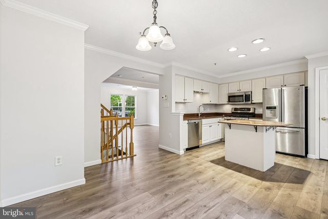 8727 THORNBROOK DR, Odenton, MD 21113