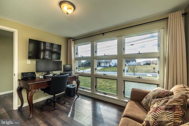 183 WORMAN RD, Douglassville, PA 19518