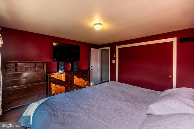 183 WORMAN RD, Douglassville, PA 19518