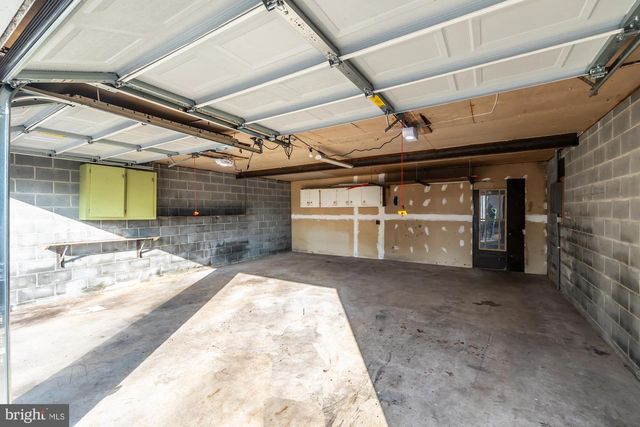 183 WORMAN RD, Douglassville, PA 19518