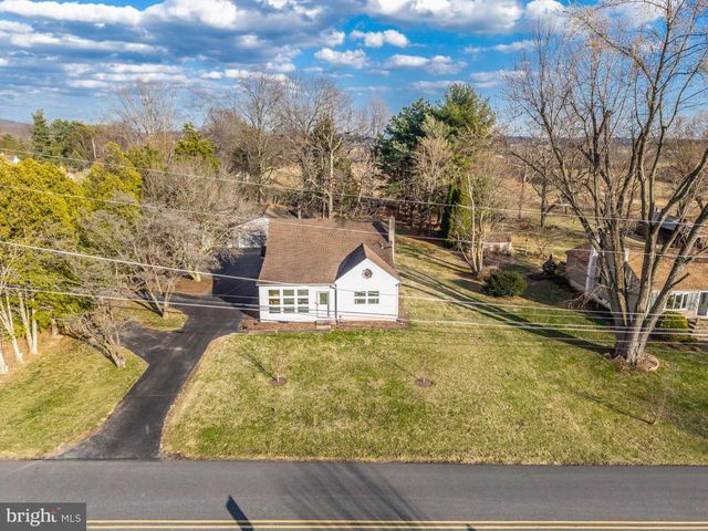 183 WORMAN RD, Douglassville, PA 19518