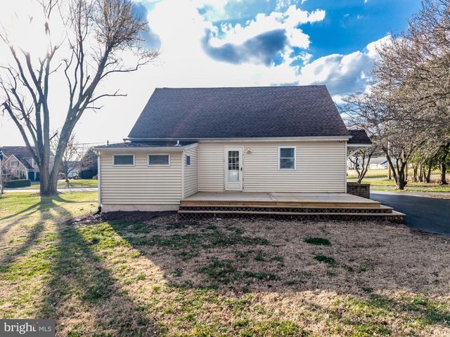 183 WORMAN RD, Douglassville, PA 19518