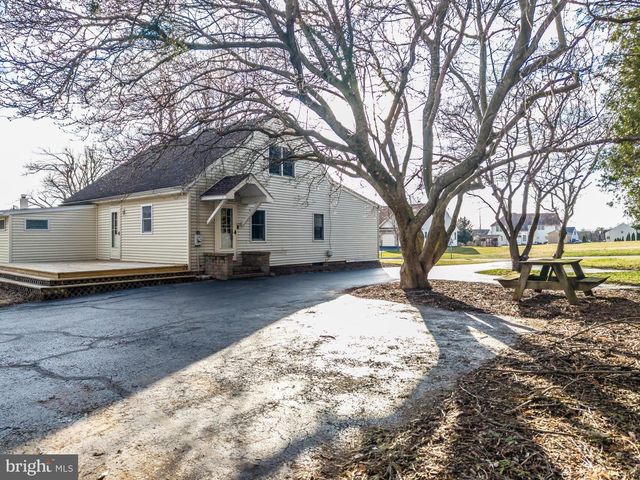 183 WORMAN RD, Douglassville, PA 19518