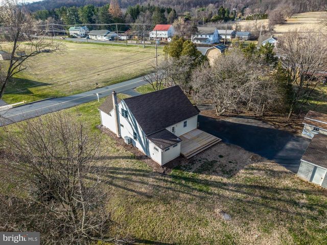 183 WORMAN RD, Douglassville, PA 19518