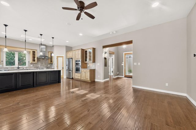 632 Bosque Verde Lane NW, Albuquerque, NM 87104