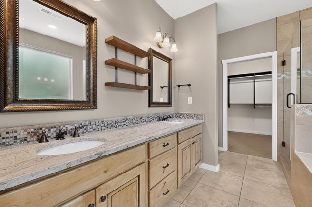 632 Bosque Verde Lane NW, Albuquerque, NM 87104