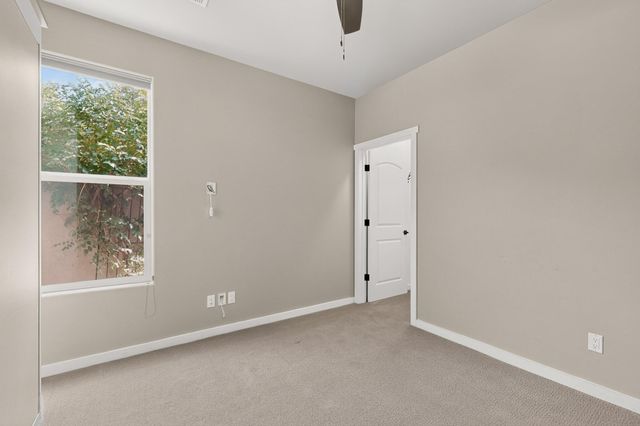 632 Bosque Verde Lane NW, Albuquerque, NM 87104