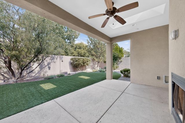 632 Bosque Verde Lane NW, Albuquerque, NM 87104