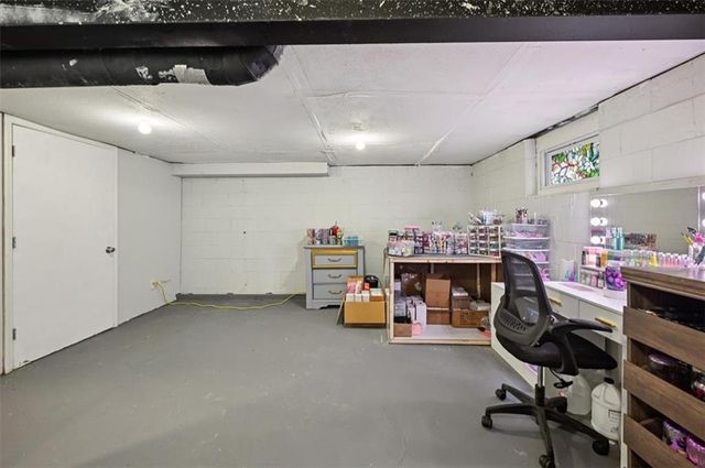 919 Walnut Street, Leavenworth, KS 66048