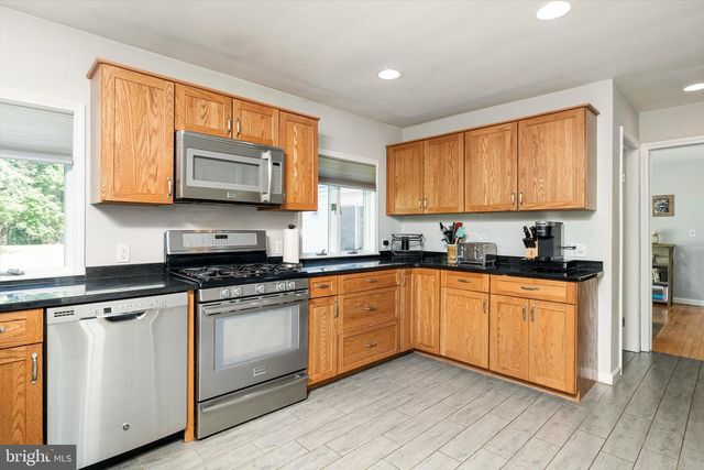 53 RICHARDSON RD, Robbinsville, NJ 08691