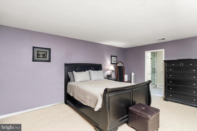 53 RICHARDSON RD, Robbinsville, NJ 08691