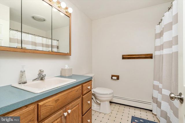 53 RICHARDSON RD, Robbinsville, NJ 08691