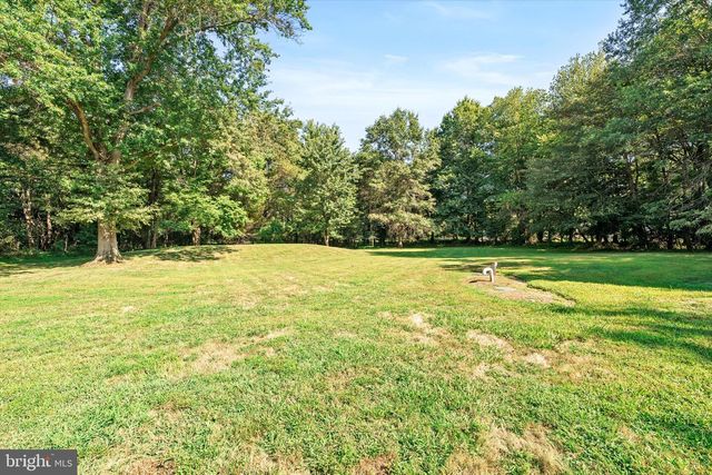 53 RICHARDSON RD, Robbinsville, NJ 08691