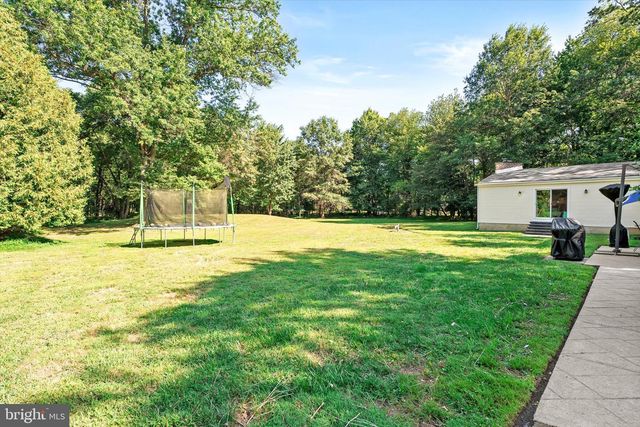 53 RICHARDSON RD, Robbinsville, NJ 08691