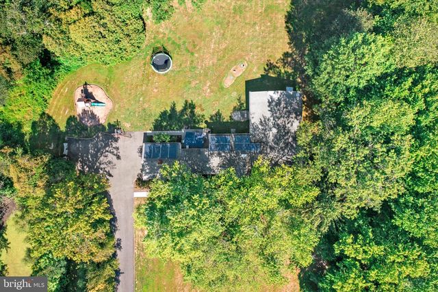 53 RICHARDSON RD, Robbinsville, NJ 08691
