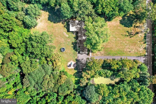 53 RICHARDSON RD, Robbinsville, NJ 08691