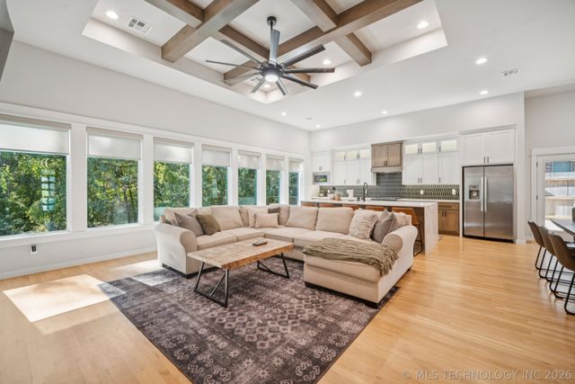 6610 E 119th Street S, Bixby, OK 74008