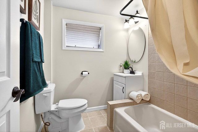 527 Emory Avenue, Trenton, NJ 08611