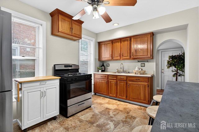 527 Emory Avenue, Trenton, NJ 08611