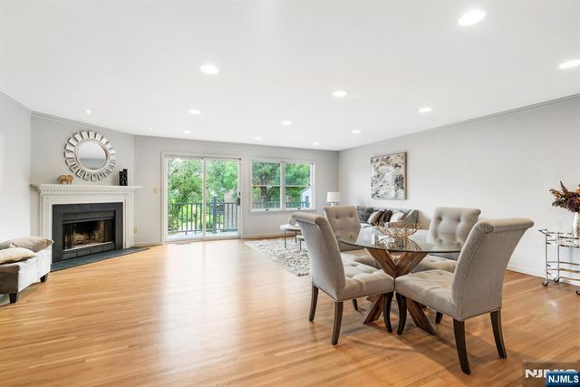 477 Undercliff Avenue, Edgewater, NJ 07020