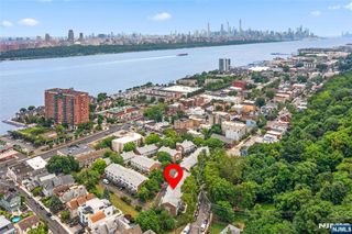 477 Undercliff Avenue, Edgewater, NJ 07020
