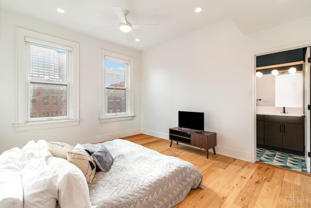 1003 Walnut Street, Cincinnati, OH 45202