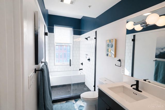 1003 Walnut Street, Cincinnati, OH 45202