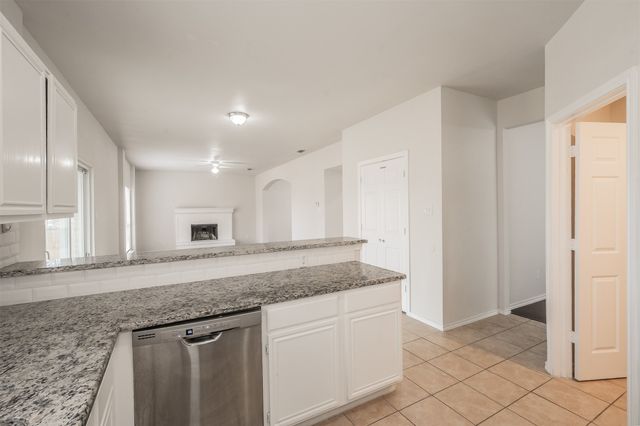1411 Prentice Street, Arlington, TX 76018
