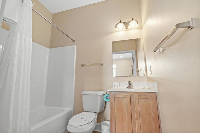 213 76th Ave N Apt B, Myrtle Beach, SC 29572