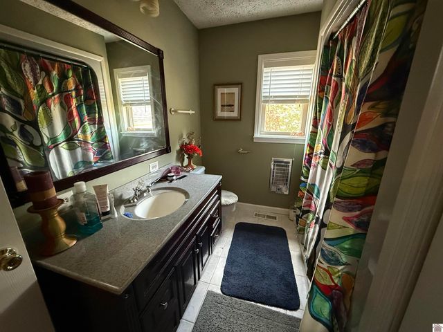 1535 Toy York rd., Benton, KY 42025