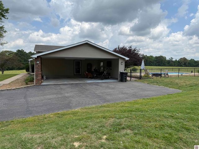 1535 Toy York rd., Benton, KY 42025