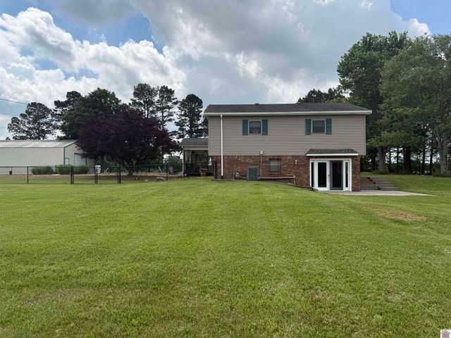 1535 Toy York rd., Benton, KY 42025