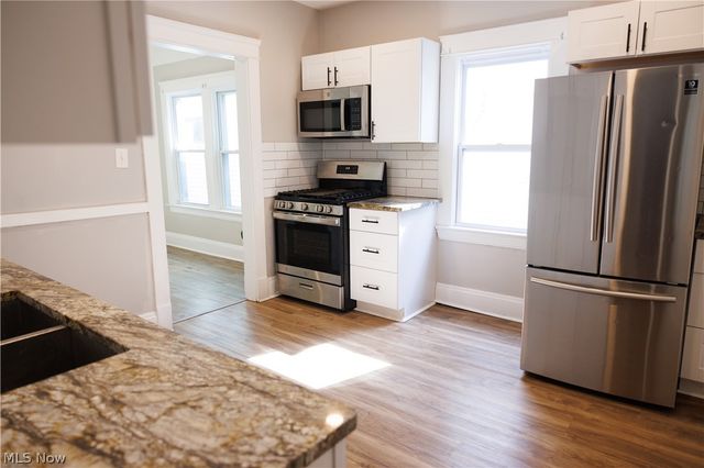 3152 W 68th Street, Cleveland, OH 44102