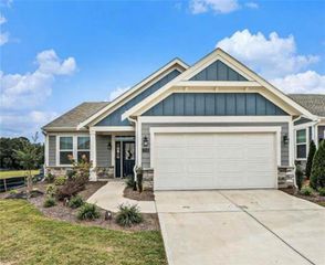 158 Laurel Farms Lane, Dallas, GA 30157