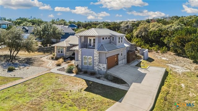 223 Oak Shores Drive, Canyon Lake, TX 78133