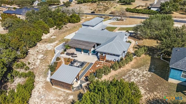 223 Oak Shores Drive, Canyon Lake, TX 78133