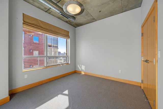 150 2nd Street NE B514, Minneapolis, MN 55413