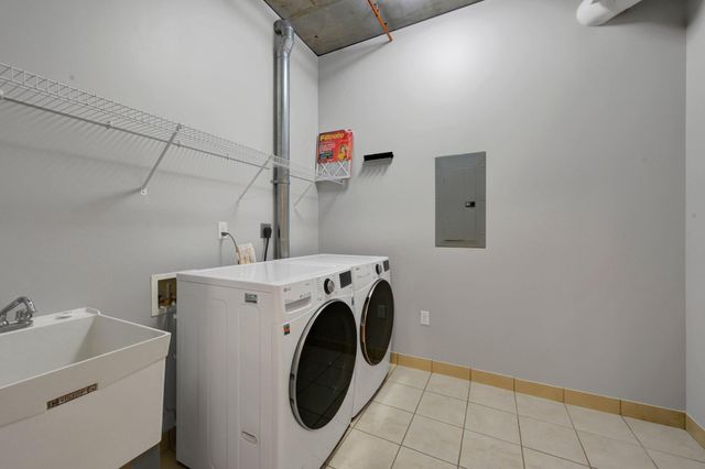 150 2nd Street NE B514, Minneapolis, MN 55413